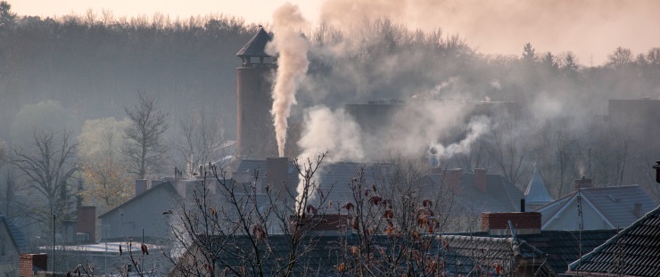 Banner kouřící komíny