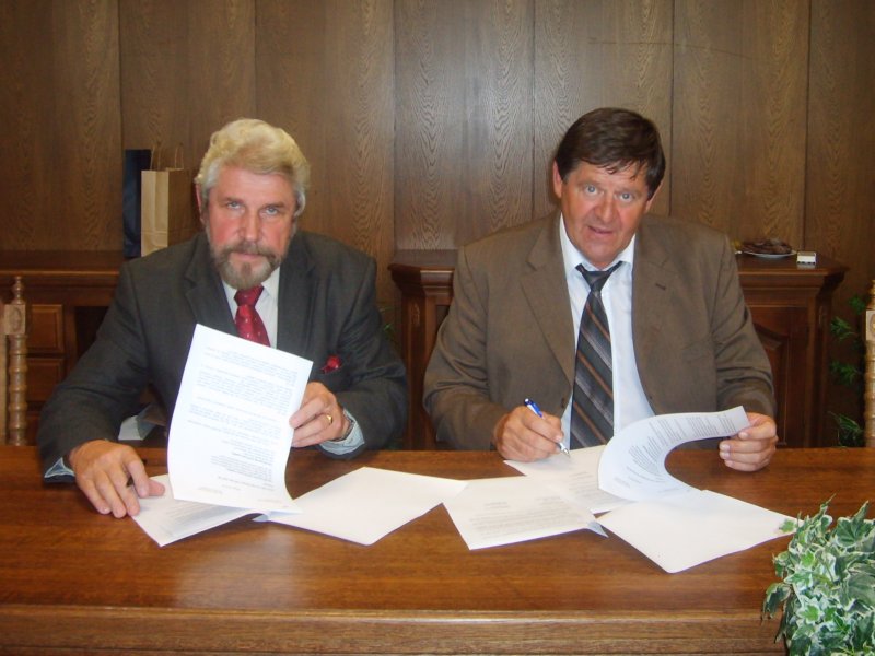 Zástupce NKÚ a NKÚ SR při jednání v Bratislavě, říjen 2011