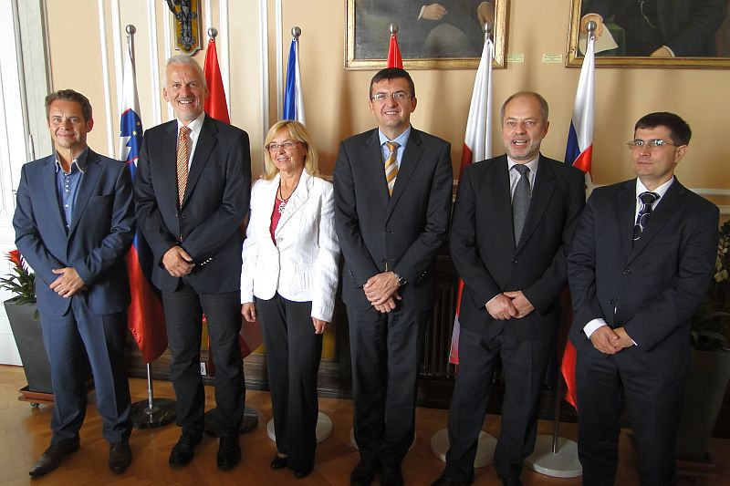 From the left side: Presidents, Vice-president and delegates of SAIs of Slovenia, Austria, the Czech Republic, Hungary, Poland, and Slovakia
